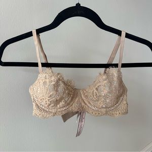 VS Bralette, size 32B